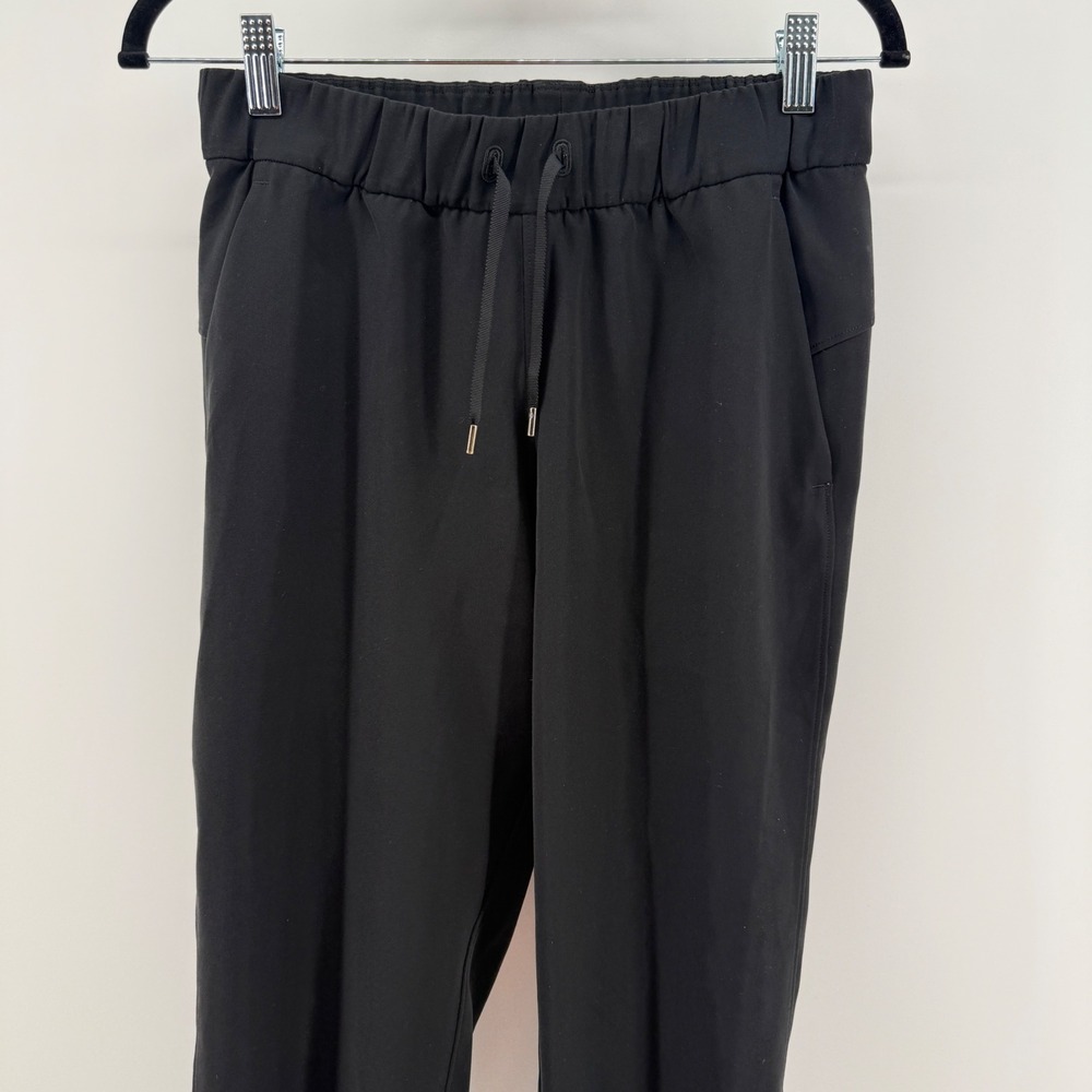 Lululemon On the Fly Jogger 28 Black Luxtreme Pants Size 4 LW5BJDS